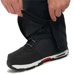 Burton AK 2L GORE-TEX Cyclic Short Pants 31 Burton AK 2L GORE-TEX Cyclic Short Pants -Burton Sales 2022 burton ak 2l gore tex cyclic short pants 14