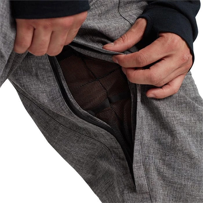 Burton GORE-TEX Ballast Short Pants 8 Burton GORE-TEX Ballast Short Pants - Image 6