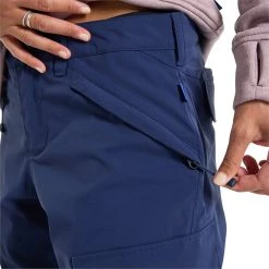 Burton GORE-TEX Gloria Short Pants - Women's 39 Burton GORE-TEX Gloria Short Pants - Women's -Burton Sales 2022 burton gore tex gloria short pants women s 13