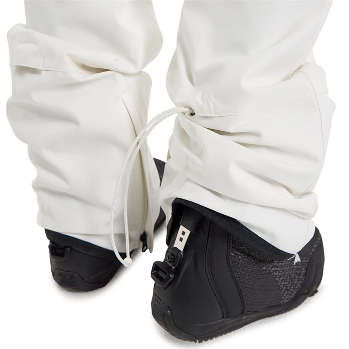 Burton Reserve Stretch Bib Pants - Women's 18 Burton Reserve Stretch Bib Pants - Women's - Image 16