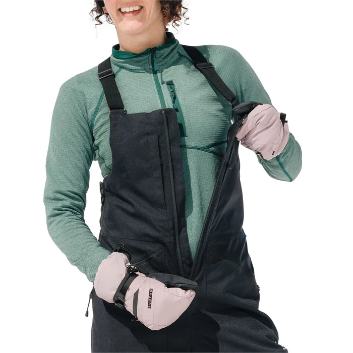 Burton Reserve Stretch Bib Pants - Women's 23 Burton Reserve Stretch Bib Pants - Women's - Image 21